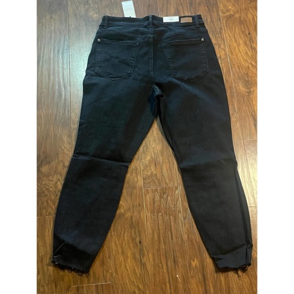 NWT Judy Blue Leopard Patch Mid Rise Skinny Jeans‎ JB82168BK  Size 14W - Picture 4 of 7